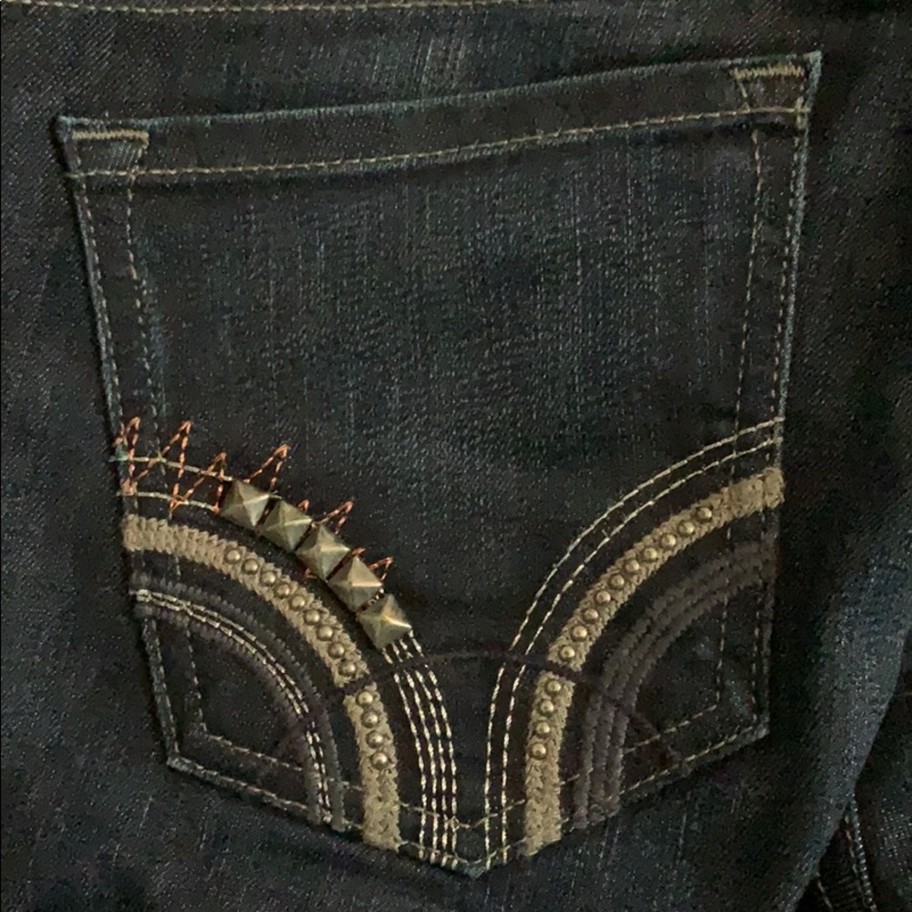 BEBE Cigarette Skinny Jeans